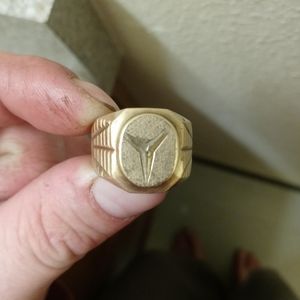 18k gold mercedes ring